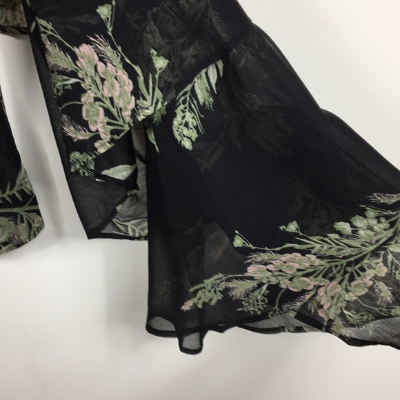 🆕Leith>Sheer layer bell sleeve boho NWT - Picture 3 of 5